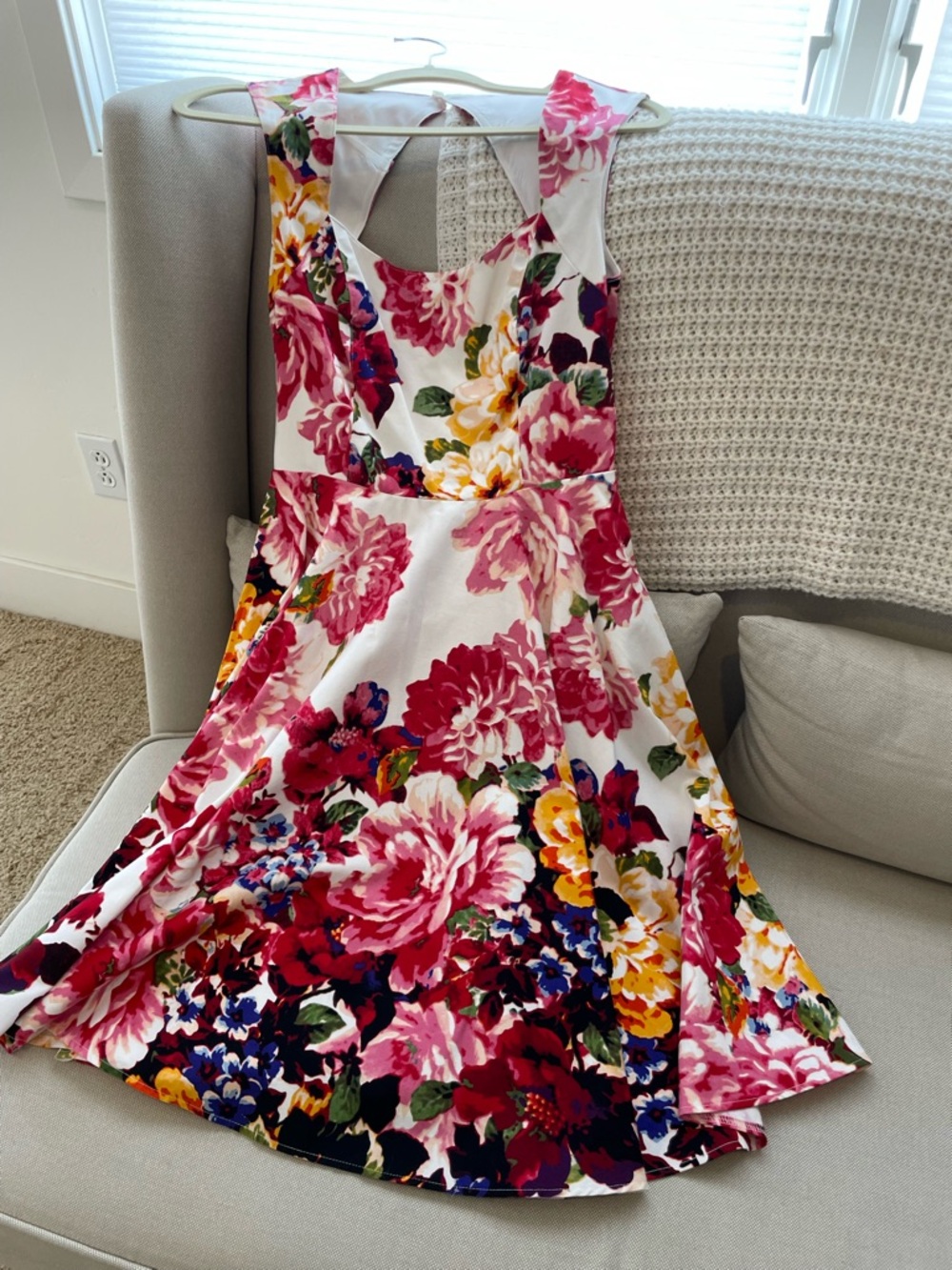 Maggie London Floral Dress Size 6
